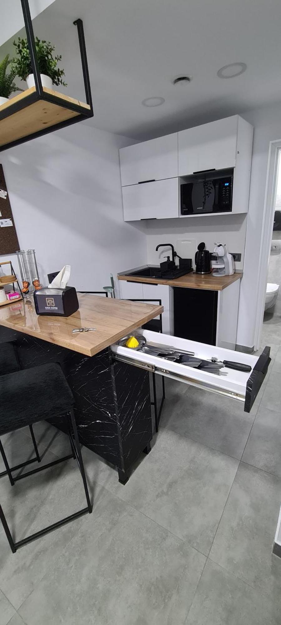 Casa Chiper - Apartament Etaj 1 Braşov Extérieur photo